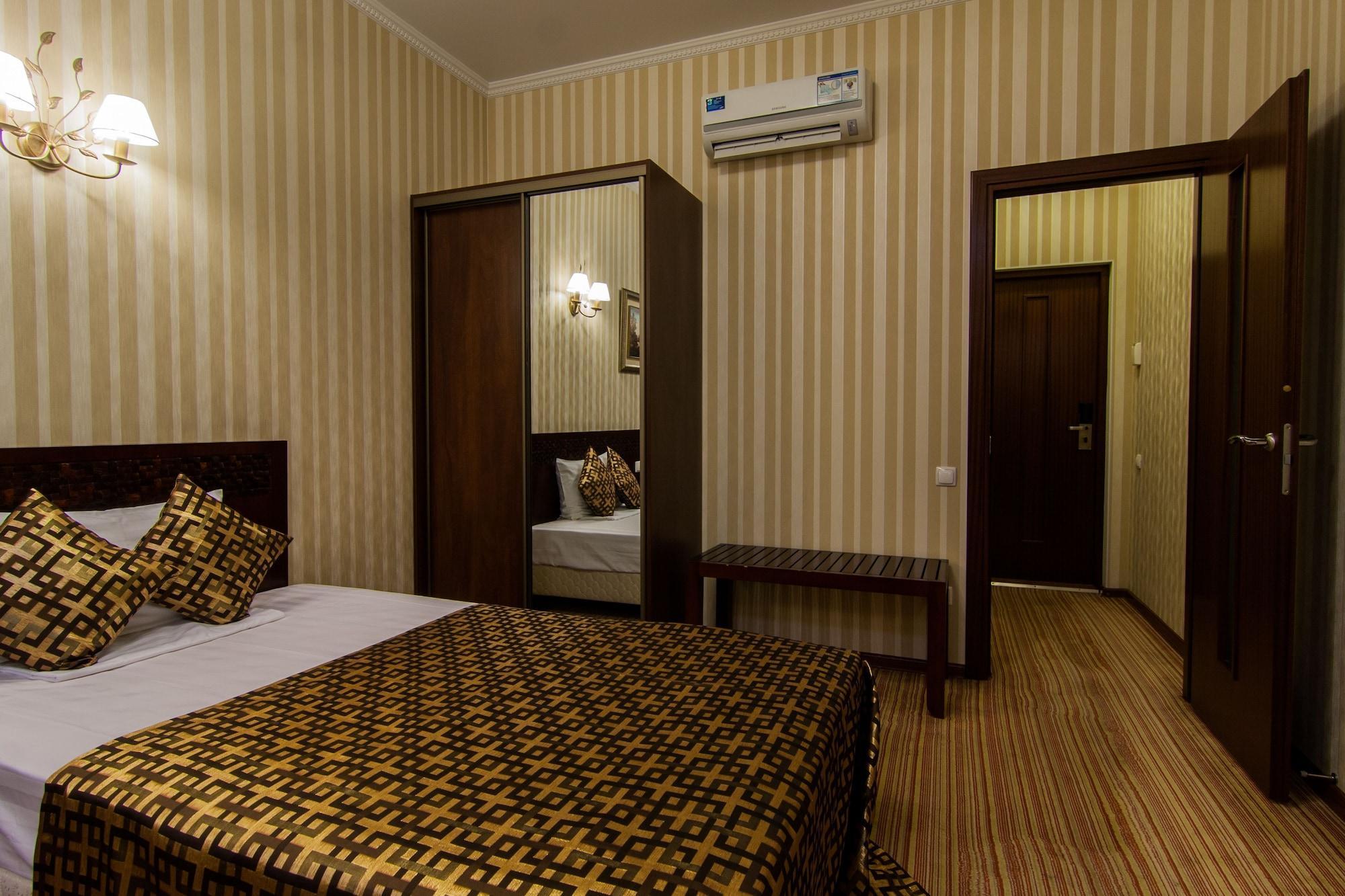 Klassik Hotel Chişinău Extérieur photo