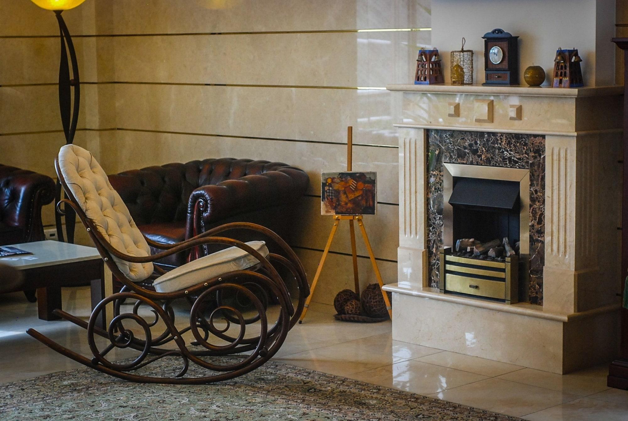 Klassik Hotel Chişinău Extérieur photo