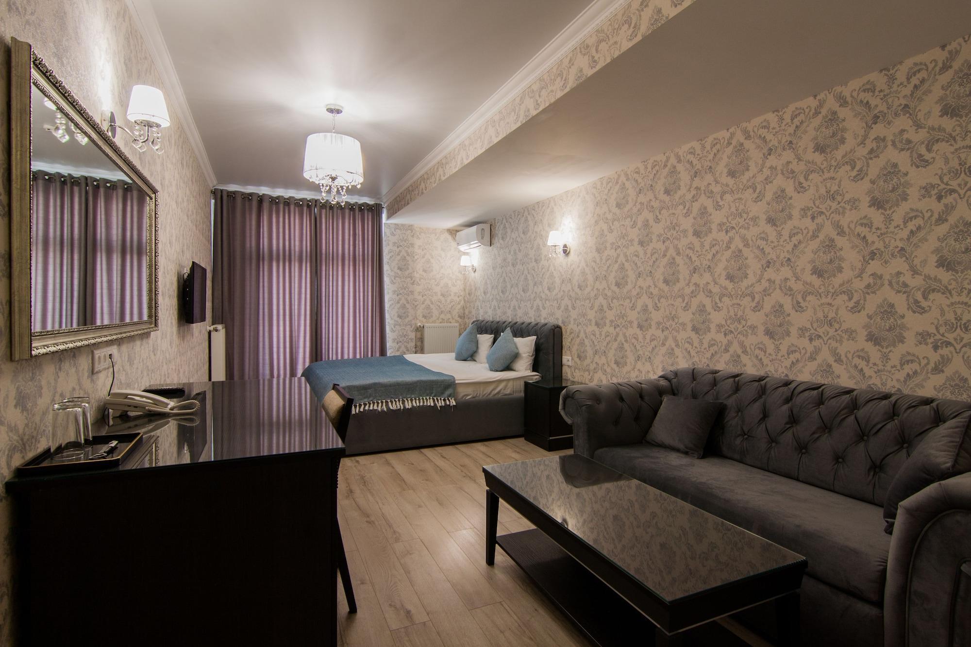 Klassik Hotel Chişinău Extérieur photo