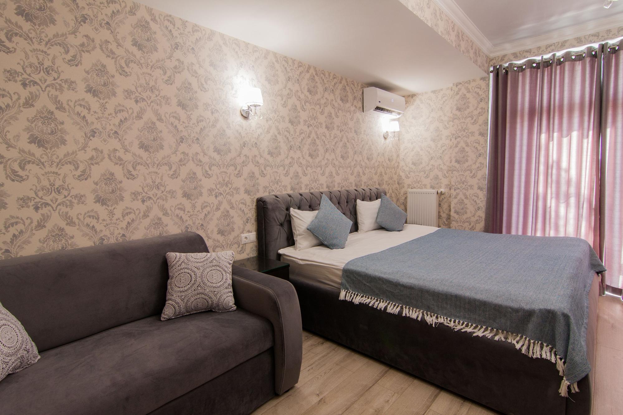 Klassik Hotel Chişinău Extérieur photo