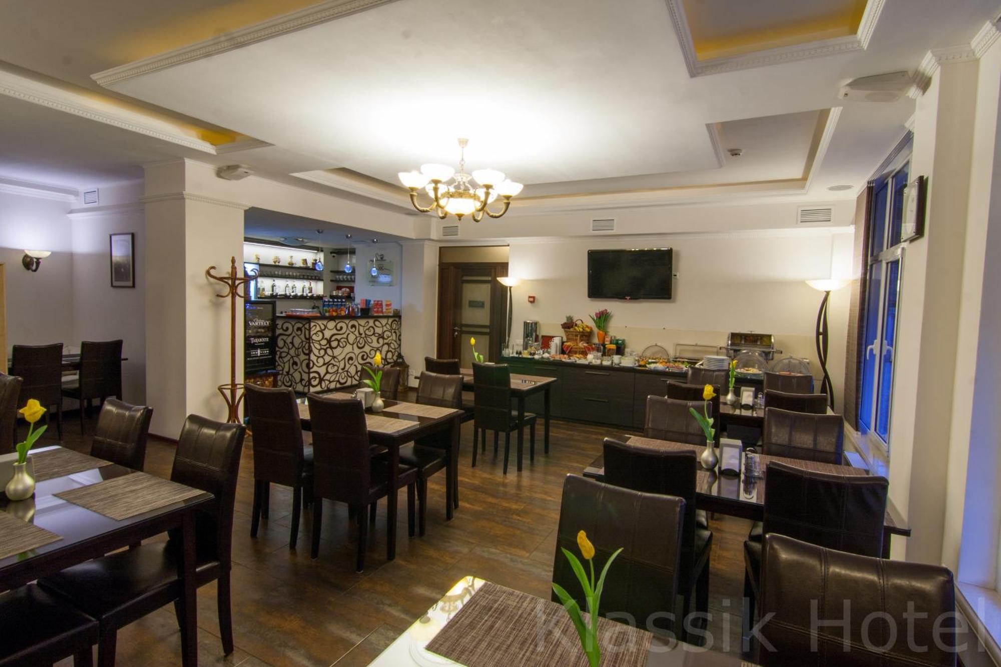 Klassik Hotel Chişinău Extérieur photo