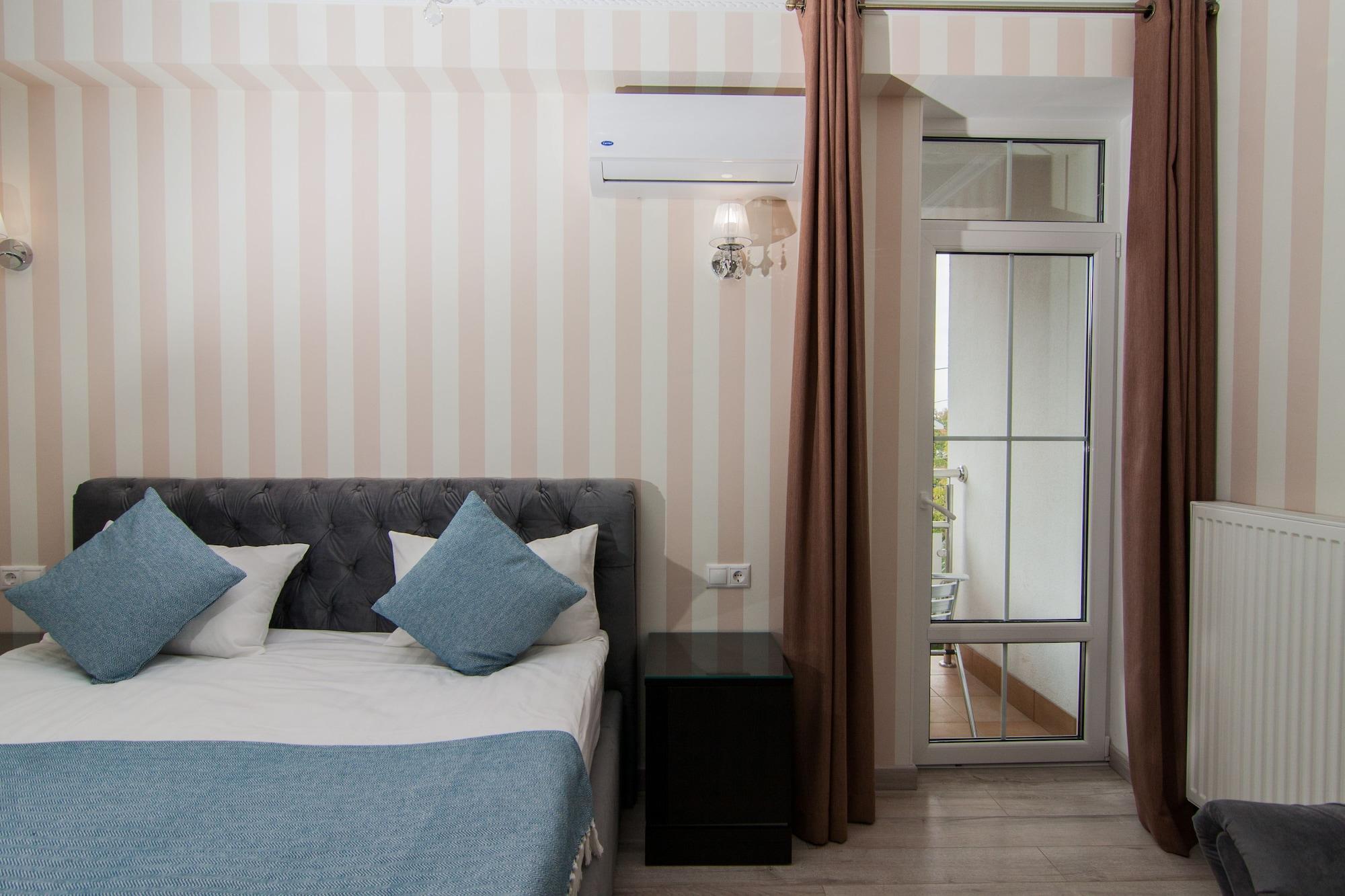 Klassik Hotel Chişinău Extérieur photo
