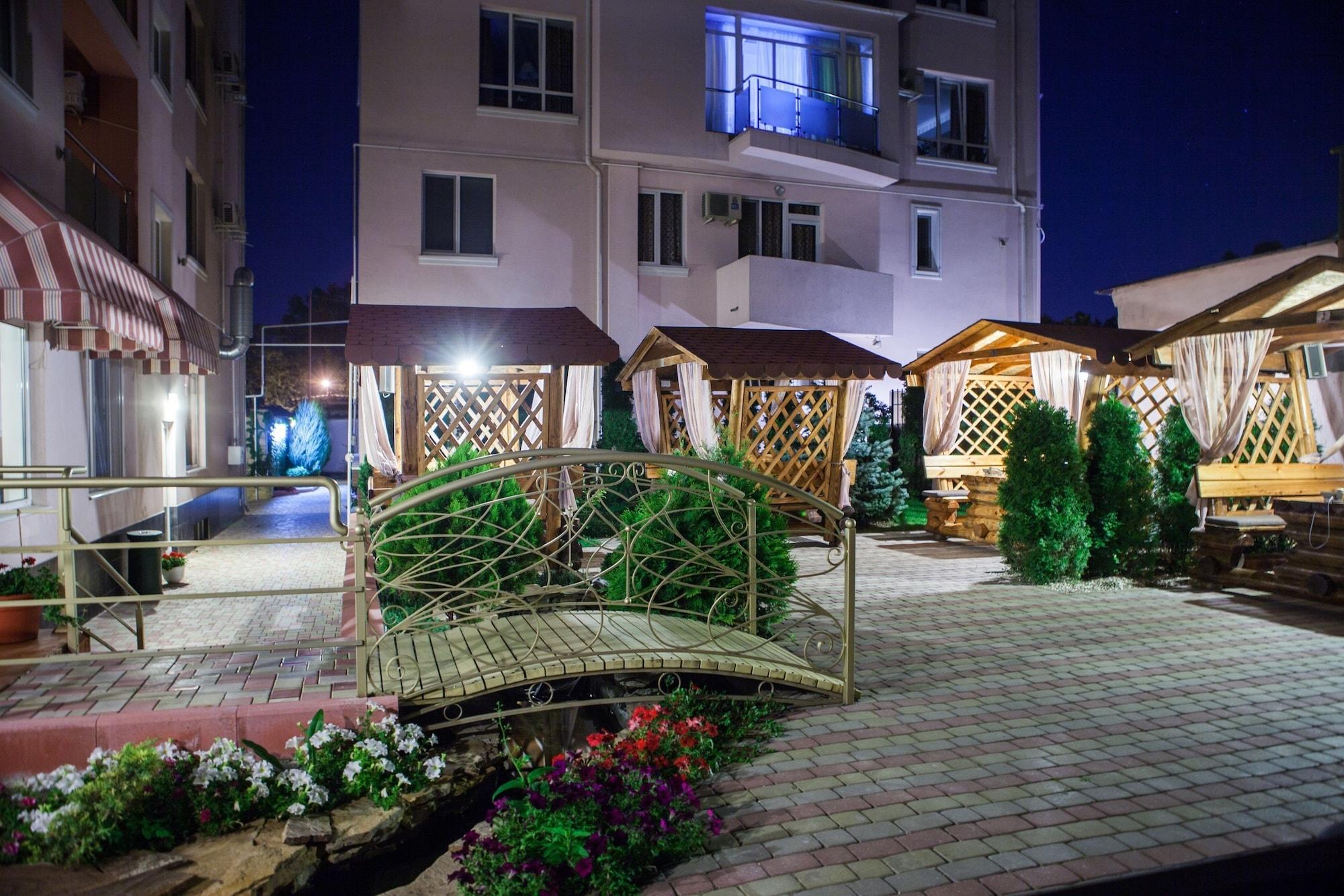 Klassik Hotel Chişinău Extérieur photo