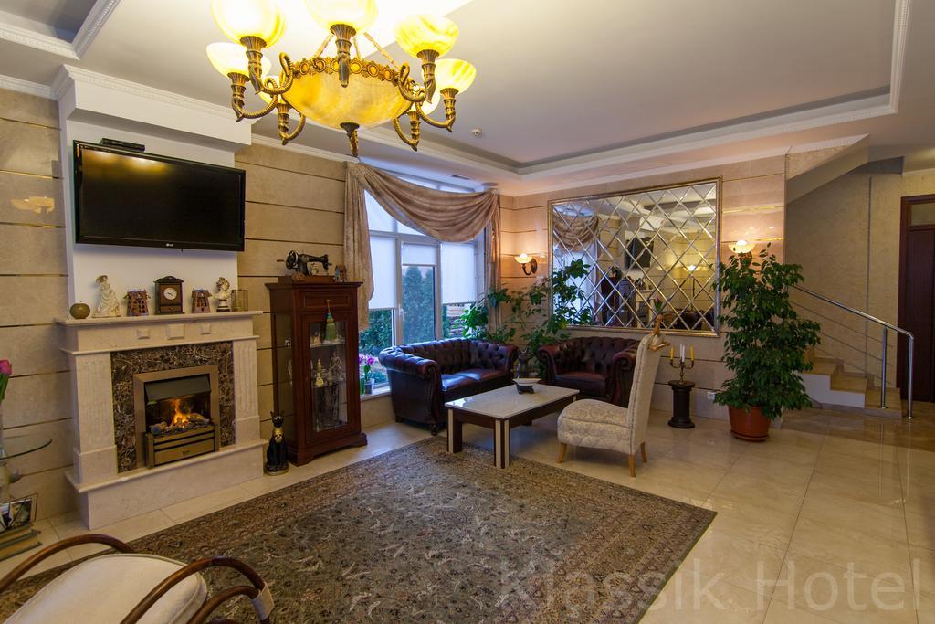Klassik Hotel Chişinău Extérieur photo