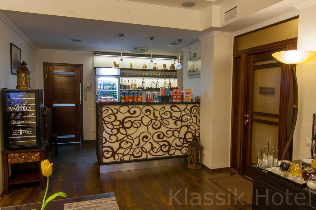 Klassik Hotel Chişinău Extérieur photo