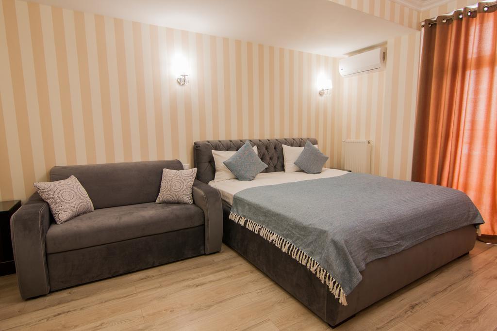Klassik Hotel Chişinău Extérieur photo